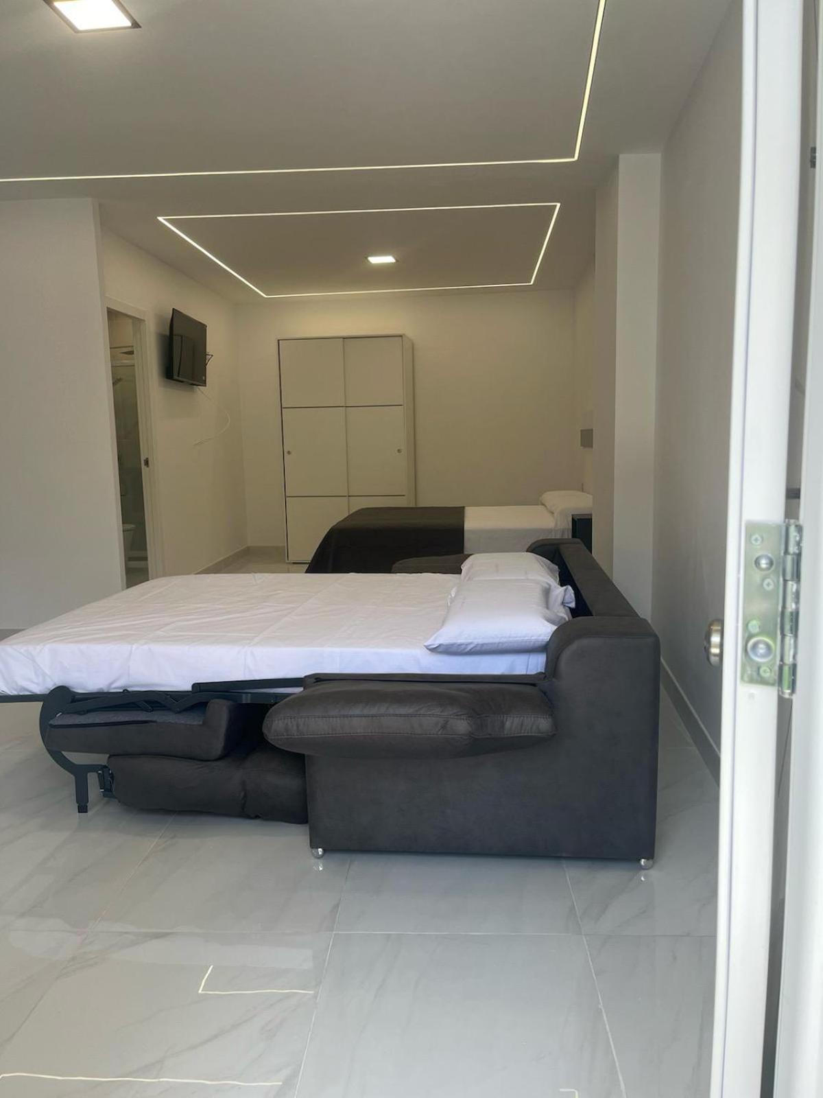 Villa Amir فوينخيرولا المظهر الخارجي الصورة