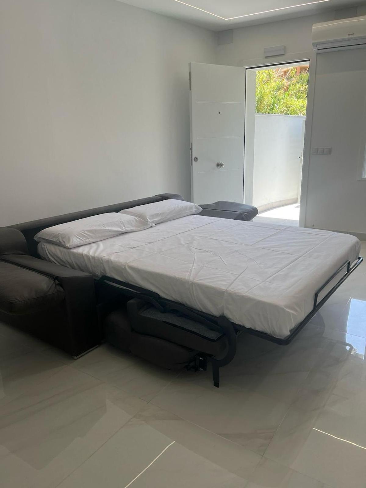 Villa Amir فوينخيرولا المظهر الخارجي الصورة